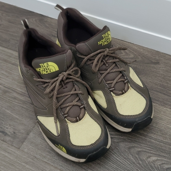 Womens North Face Hiking shoes - Picture 1 of 6